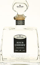 Kleiner Sour Cherry Cellar Reserve mit 0,7 Liter